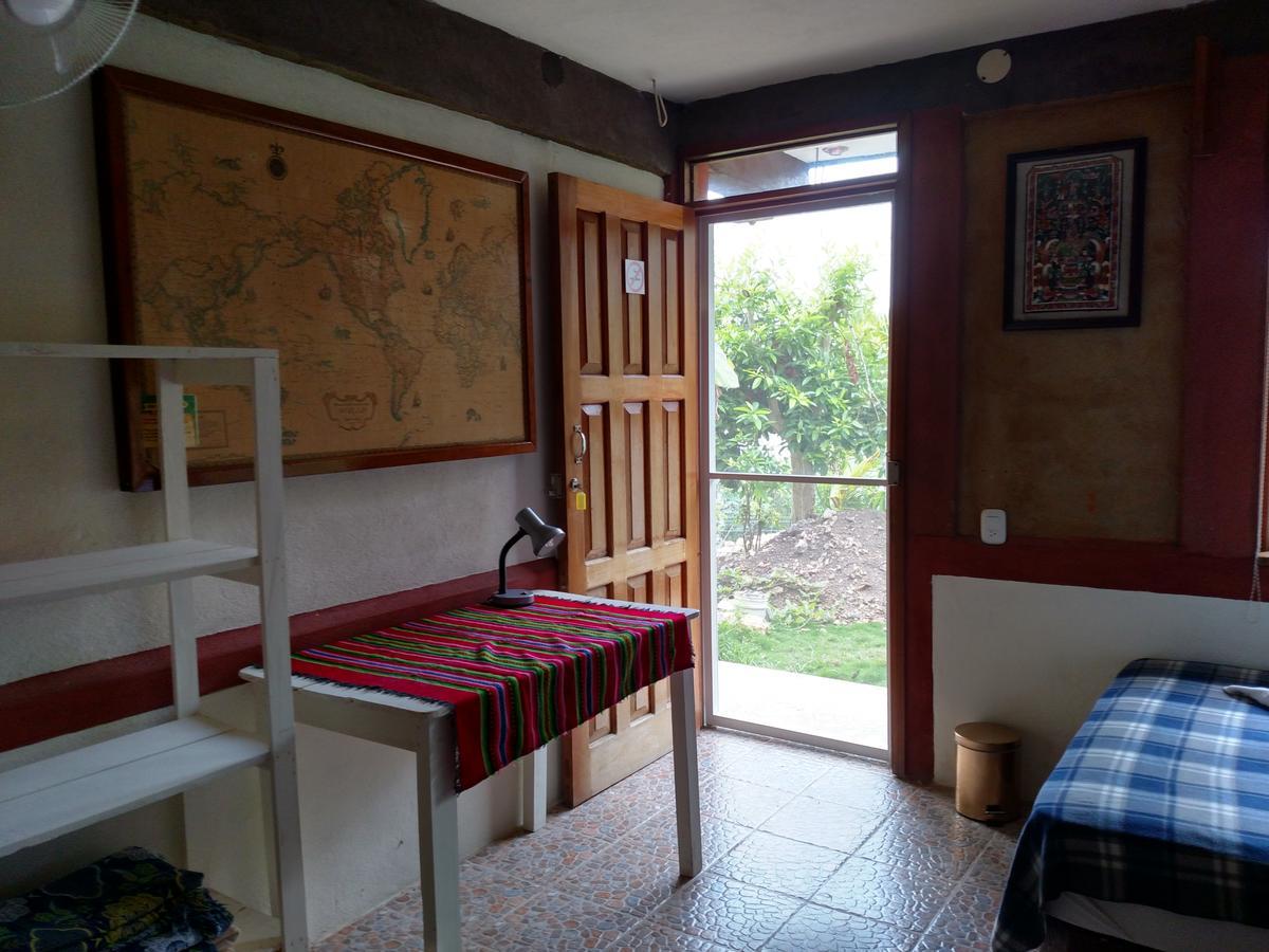 Zapote Tree Inn 弗洛勒斯 外观 照片